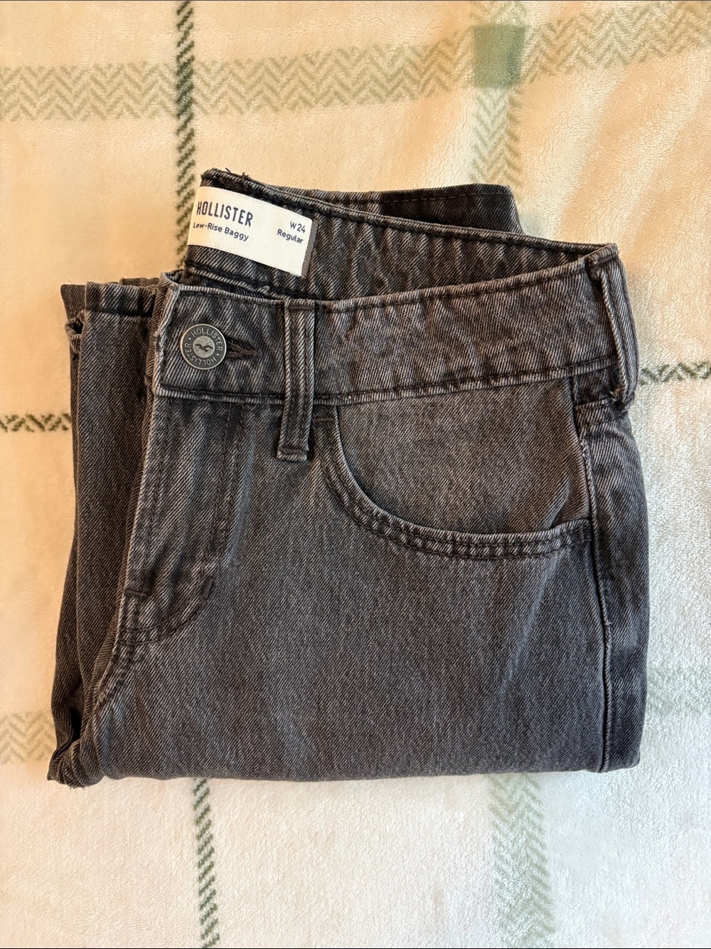 Hollister Washed Charcoal Low-Rise Baggy Jeans